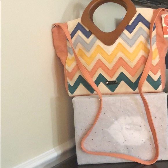 Relic Wooden-Handle Satchel Multi Color - Picture 4 of 4